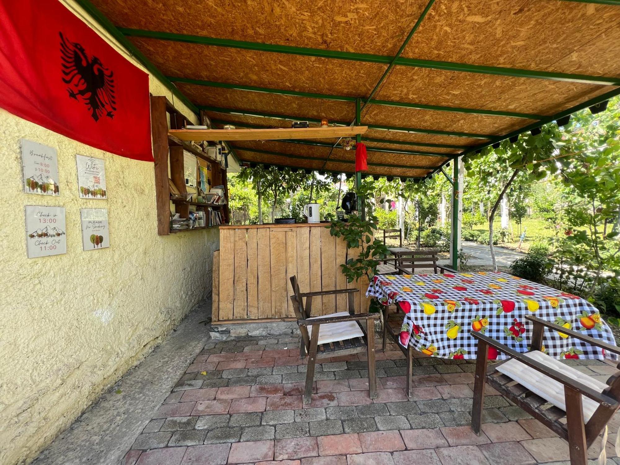 Elbasan Backpacker Hostel Kültér fotó